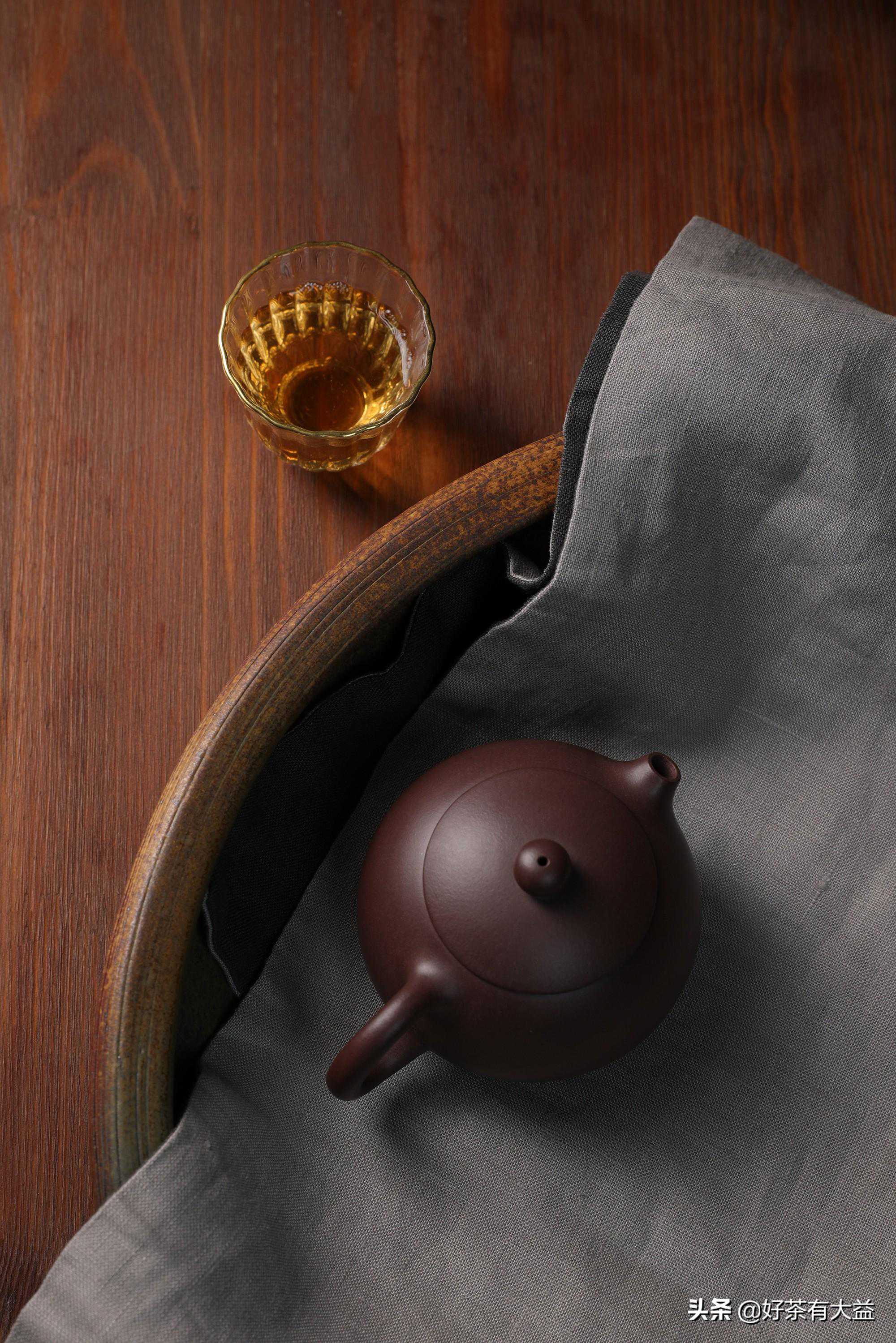 玲珑圆韵 萌趣堪惜——倒把西施壶