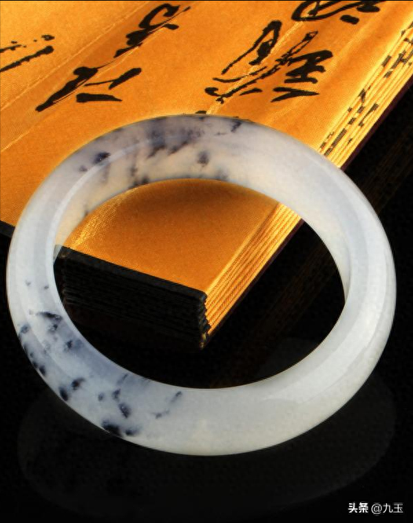 石英岩玉对身体有害吗？推荐收藏