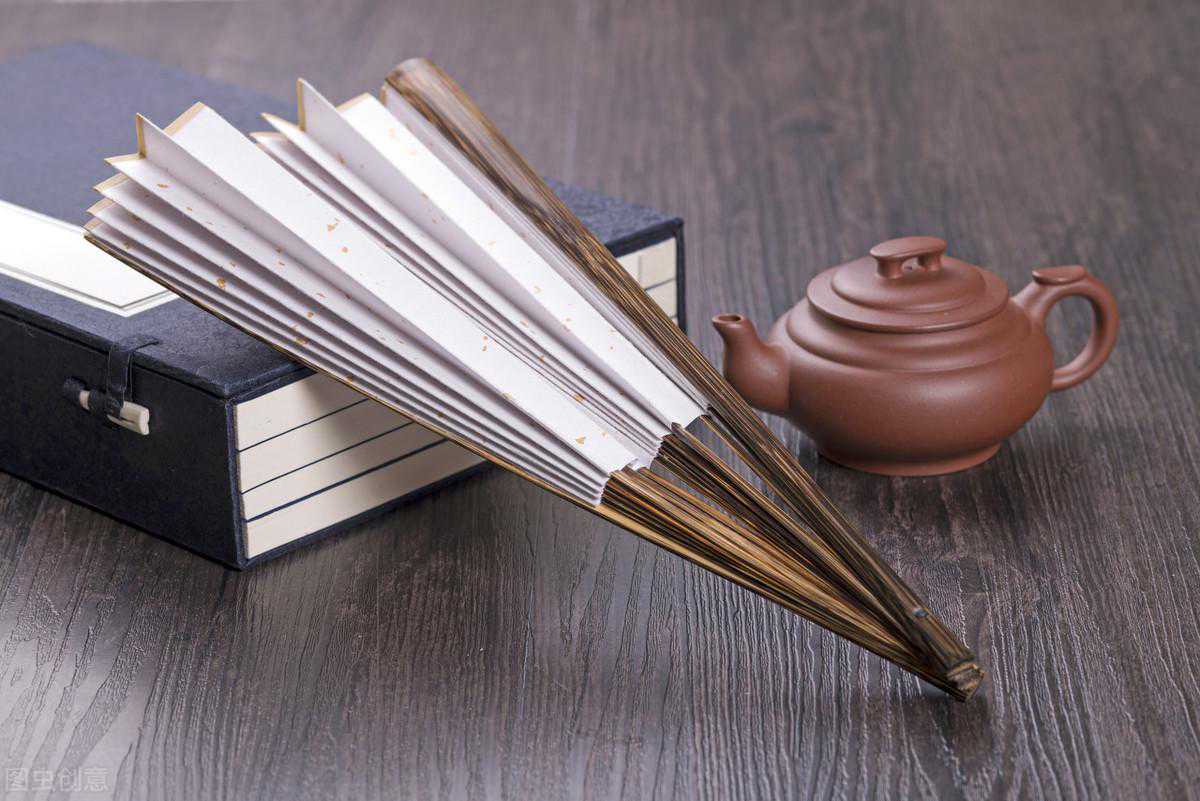 从扇骨中寻"清幽"——竹制扇骨中收藏与鉴赏