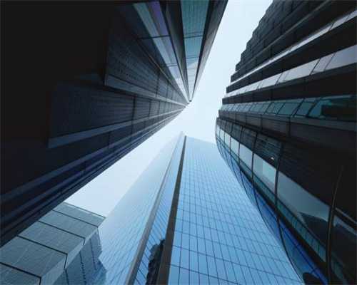 辛克莱·路易士的故事