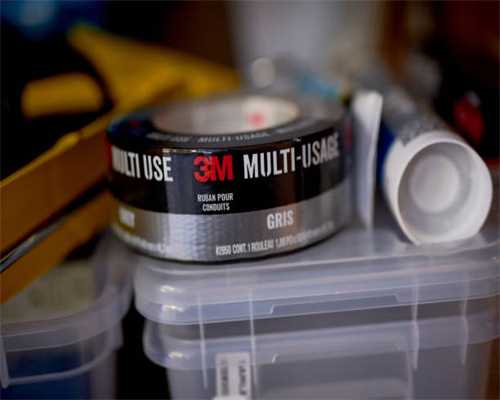 香港艺人何宝生撇百亿身家遁入佛门？